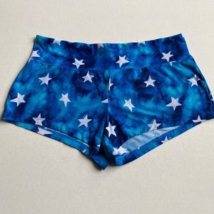 No Boundaries Women’s Blue White Shorts Size M